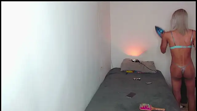 ChristinaSaphier online show from 10-16-25, 09:01