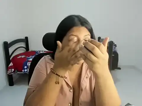 Snapshot of nikol_sexy39 chatting on 02-23-25, 08:44 nikol sexy39 online show from 02-23-25, 08:44