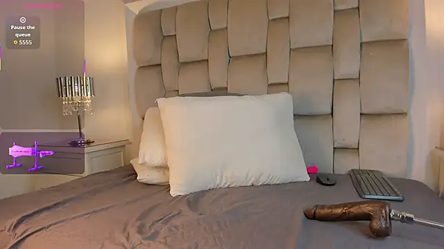 SamanthaBrown69 online show from 01-12-26, 03:24