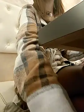 Alexvit2616 online show from 11-06-25, 10:19