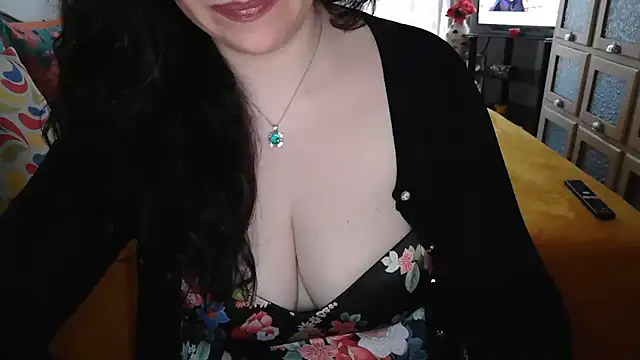 Snapshot of CronacaErotica chatting on 03-20-26, 02:40 CronacaErotica online show from 03-20-26, 02:40