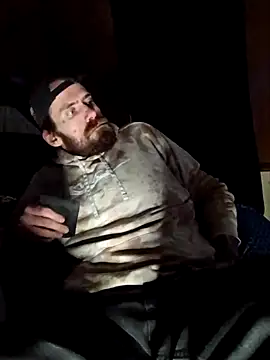 Snapshot of RobStrokes215 chatting on 12-21-25, 09:59 RobStrokes215 online show from 12-21-25, 09:59