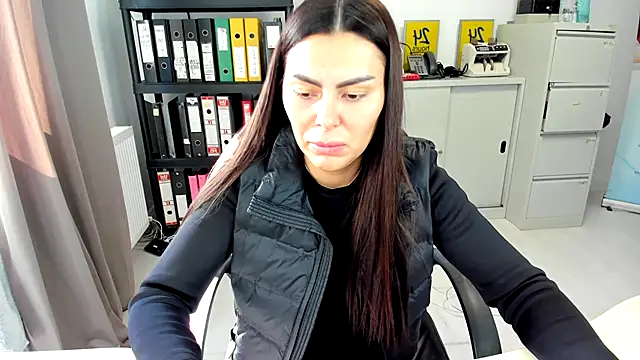 kilenyapatrice online show from 10-11-25, 09:54