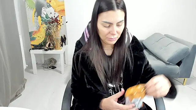 kilenyapatrice online show from 01-14-26, 02:53