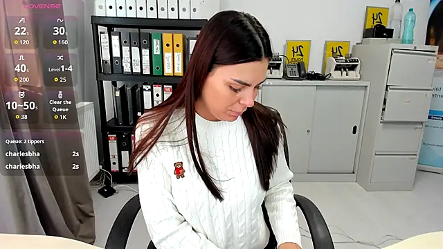 kilenyapatrice online show from 11-24-25, 10:48