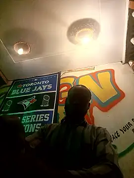 Snapshot of Landlordlandlord12 chatting on 01-17-26, 06:17 Landlordlandlord12 online show from 01-17-26, 06:17