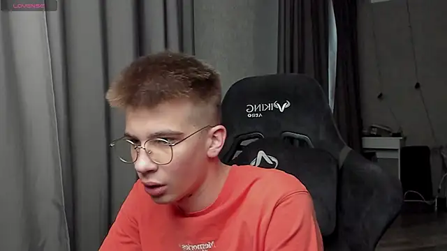 Oscar  xxl online show from 01-09-26, 08:43