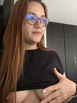 Snapshot of Shianrose chatting on 03-05-25, 07:17 Shianrose online show from 03-05-25, 07:17