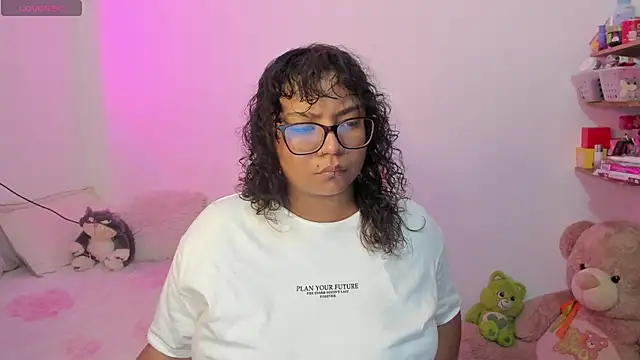 Snapshot of im_angels77 chatting on 09-29-25, 02:51 im angels77 online show from 09-29-25, 02:51