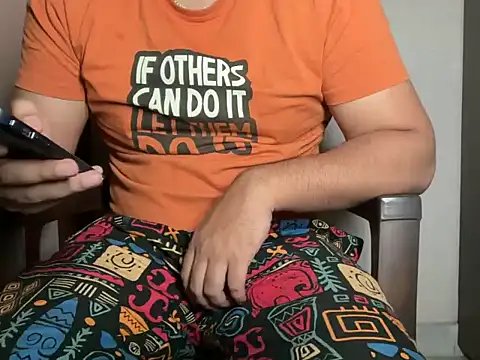 sexyboy09 online show from 05-13-26, 09:22
