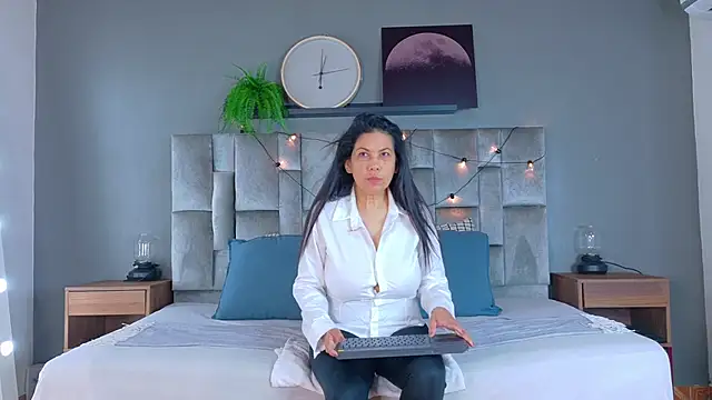 JaylaScott   online show from 04-05-26, 11:39