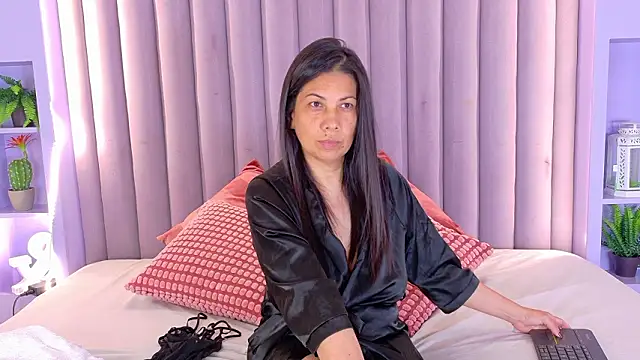 JaylaScott   online show from 03-21-26, 07:40