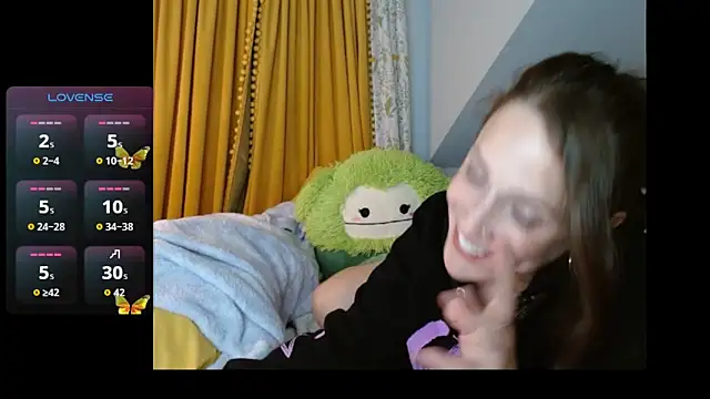 Snapshot of kennyyyXxX chatting on 10-25-25, 03:38 kennyyyXxX online show from 10-25-25, 03:38