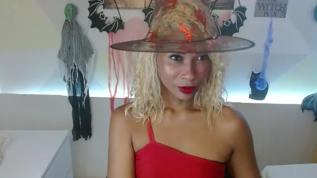 NatashaDormat online show from 10-21-25, 01:32