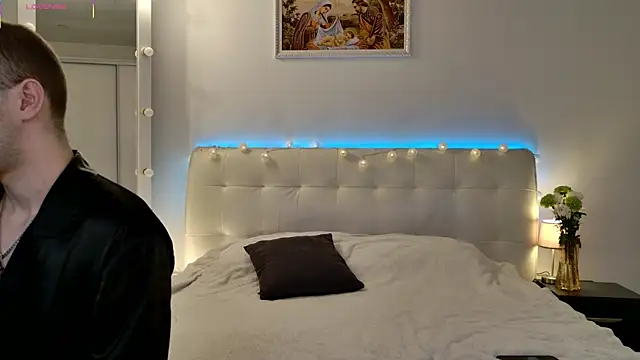 Frank07021 online show from 03-30-26, 01:51