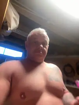 JakubW79 online show from 12-16-24, 08:31