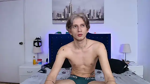 Deim  online show from 12-20-25, 01:41