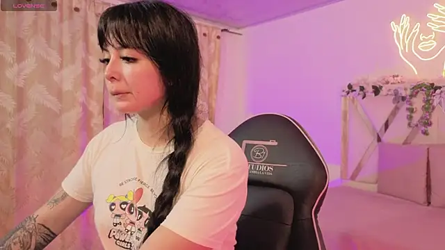 hina tay online show from 03-24-26, 03:28