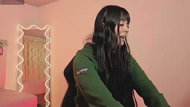 hina tay online show from 11-25-25, 03:07