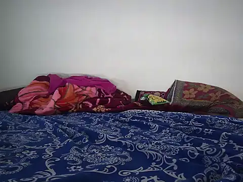 Snapshot of Kinjal_patel01 chatting on 06-02-26, 01:33 Kinjal patel01 online show from 06-02-26, 01:33