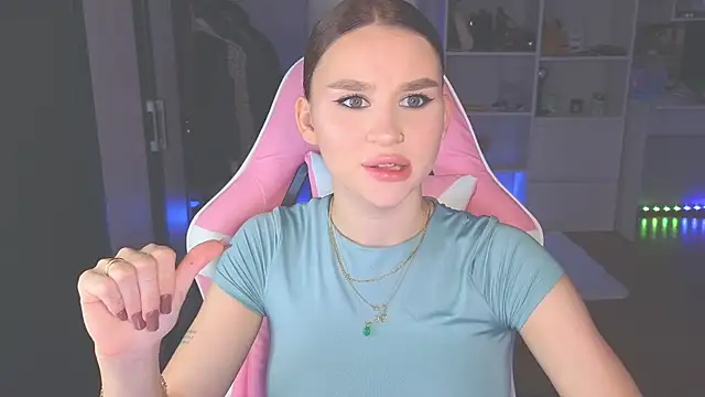 doll barbieee online show from 06-23-26, 01:09