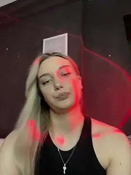 Snapshot of Alisa_Rise chatting on 03-02-25, 06:57 Alisa Rise online show from 03-02-25, 06:57