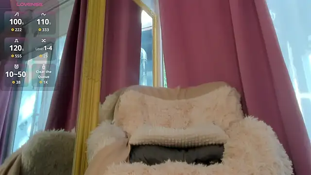 Mia  Milan online show from 09-20-25, 07:24