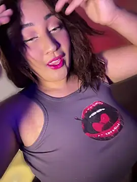 alexxaa96 online show from 05-08-26, 02:48