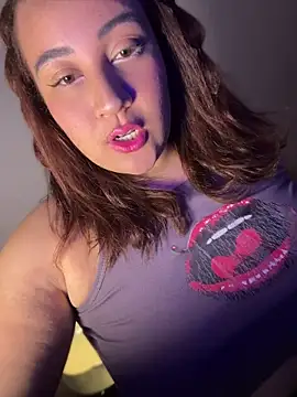 alexxaa96 online show from 05-22-26, 03:15