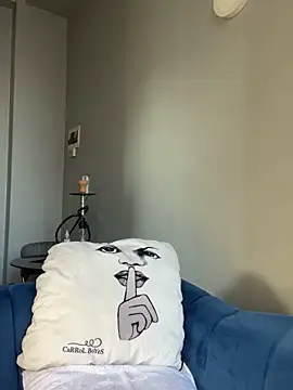 Curveysinaa online show from 02-26-26, 06:02