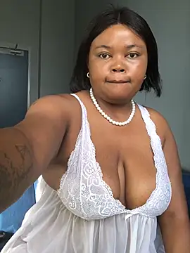 Curveysinaa online show from 03-13-26, 05:56