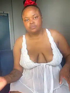 Curveysinaa online show from 01-17-26, 03:48