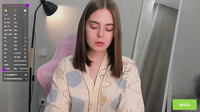 JulianaHaith online show from 02-27-25, 03:37