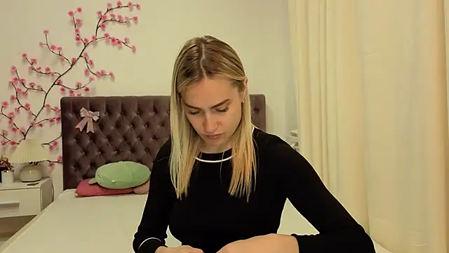 KateOwyns online show from 05-30-26, 12:00