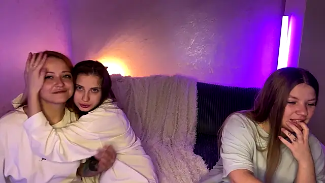   2sya   online show from 11-05-25, 01:25