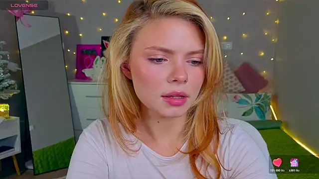 Red  Candy online show from 12-17-25, 12:43