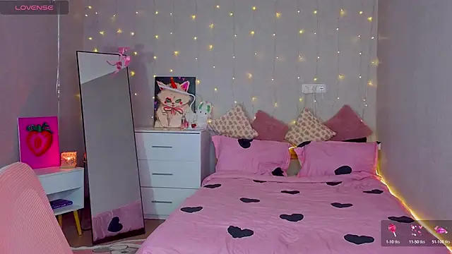 Red  Candy online show from 02-10-26, 01:32