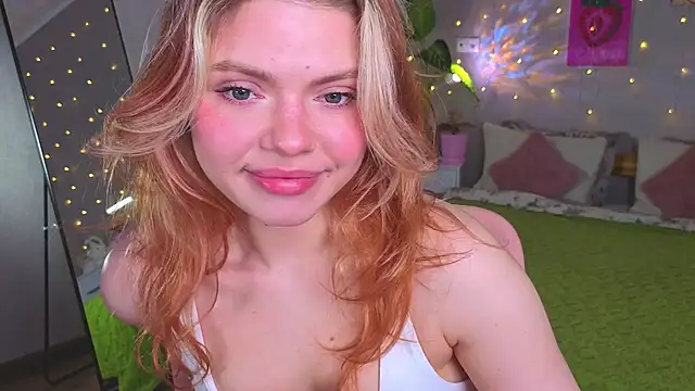 Red  Candy online show from 05-21-26, 03:20