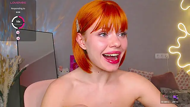 Snapshot of Red__Candy chatting on 02-27-25, 09:25 Red  Candy online show from 02-27-25, 09:25