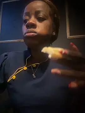 BrianaBrownn online show from 10-02-25, 11:13