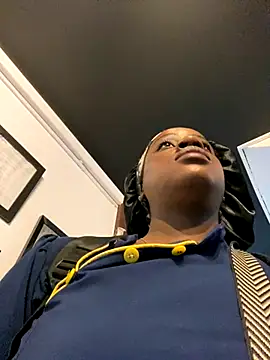 BrianaBrownn online show from 10-06-25, 11:44
