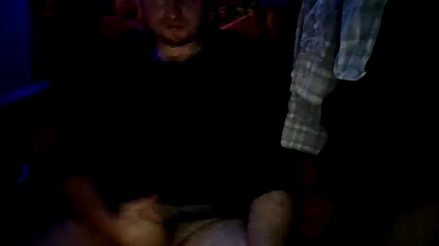 Snapshot of sexaddict_2424 chatting on 11-12-25, 01:37 sexaddict 2424 online show from 11-12-25, 01:37