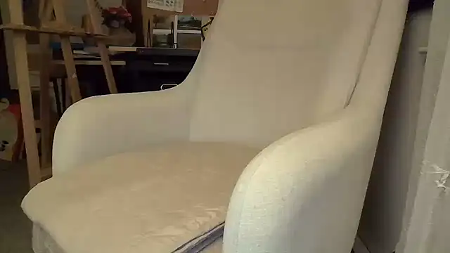 naughtyonbicycle online show from 04-19-26, 01:17