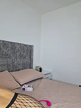 Sara P10 online show from 03-13-25, 02:49