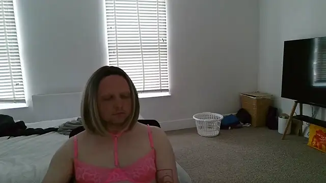 itsallfantasy online show from 06-10-26, 04:19