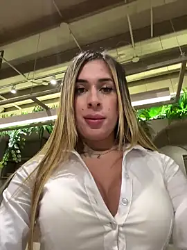 vianca cruzz online show from 03-02-25, 02:19