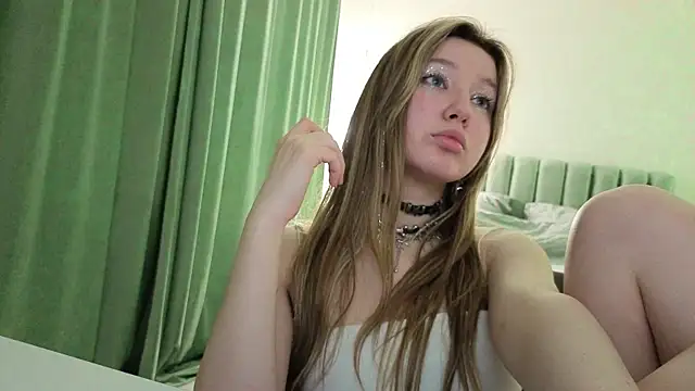 bonnyfloweer online show from 04-01-26, 09:12