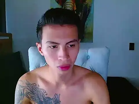 Velk hot online show from 02-18-26, 12:23