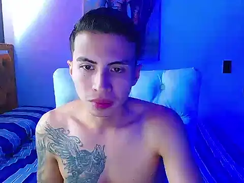 Velk hot online show from 03-04-26, 01:19