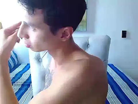 Velk hot online show from 04-09-26, 01:17